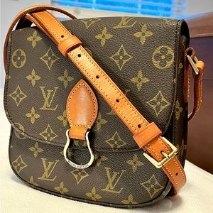 Pristine LOUIS VUITTON St.Cloud MM Crossbody monogram bag